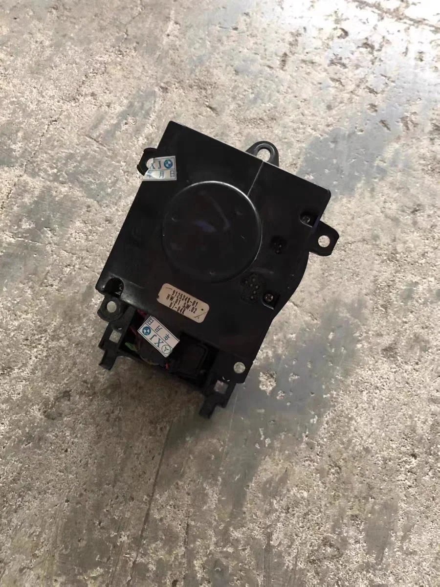 Suitable for BMW E90 E92 E93 M3 320 318 325 Large Knob Mouse Multimedia Switch Disassembly