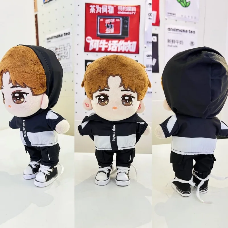 

Комплект из трех предметов: хлопковое детское пальто, ветровка, 15 см, 20 см.