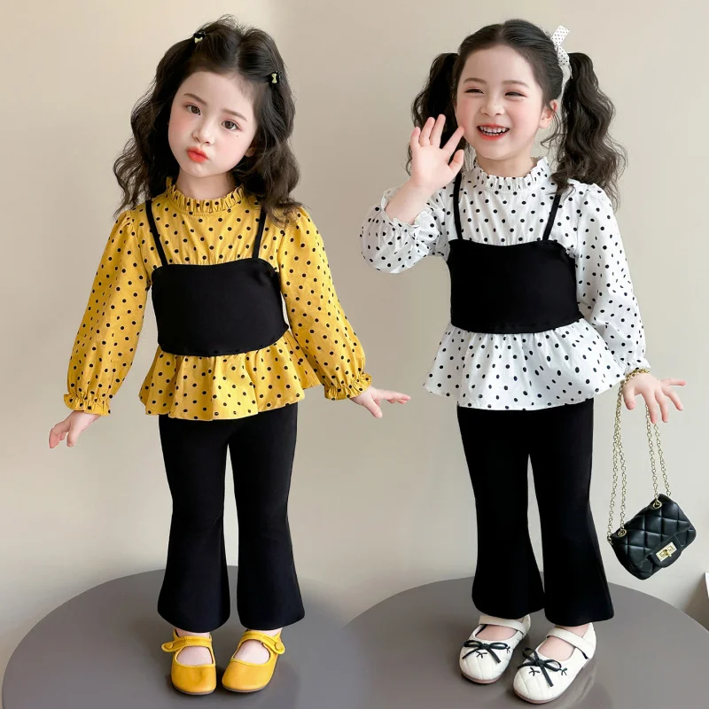 Girls' faux two-piece shirt and bell-bottom pants set, stylish and slim-fitting two-piece outfit for little girls