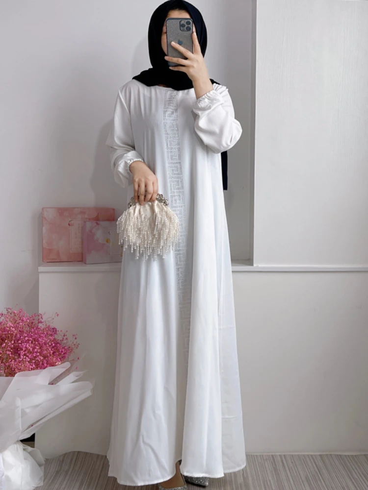 Imagem -02 - Outono Marrocos Vestido Muçulmano Mulher Abaya Índia Diamante Abayas Ramadã Dubai Turquia Islam Festa Kaftan Robe Longue Vestidos Largos