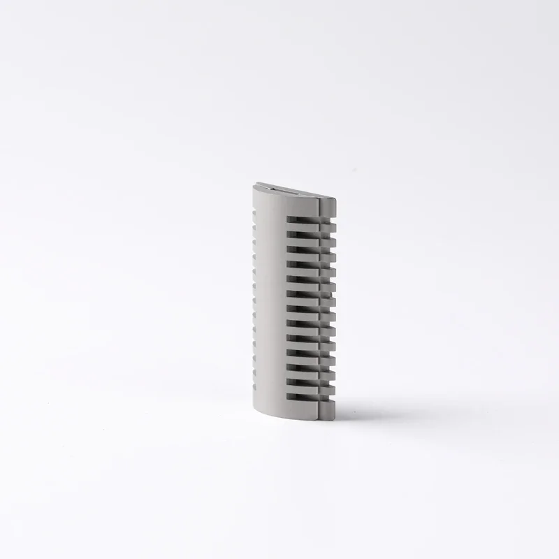 2026 New Arriva！YAQI Titanium Mellon Men's Safety Razor Head for Shaving Razors, Professional Smooth Shaving Grooming Tool view 4