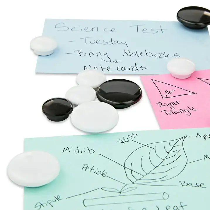 Pen+Gear 30 Counts Round Plastic Covered Magnetic Buttons