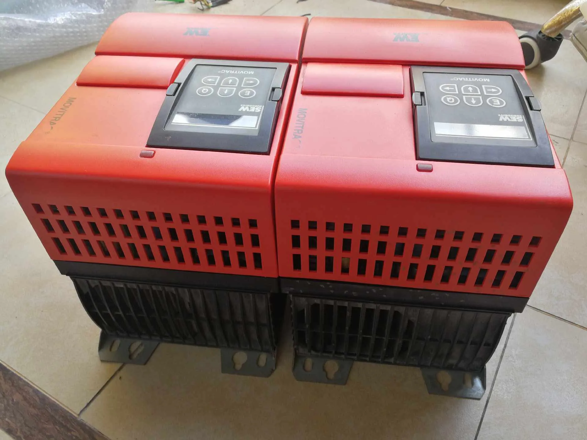 MOVITRAC31C055-503-4-00 Inversor para SEW MOVITRAC 31C055-503-4-00