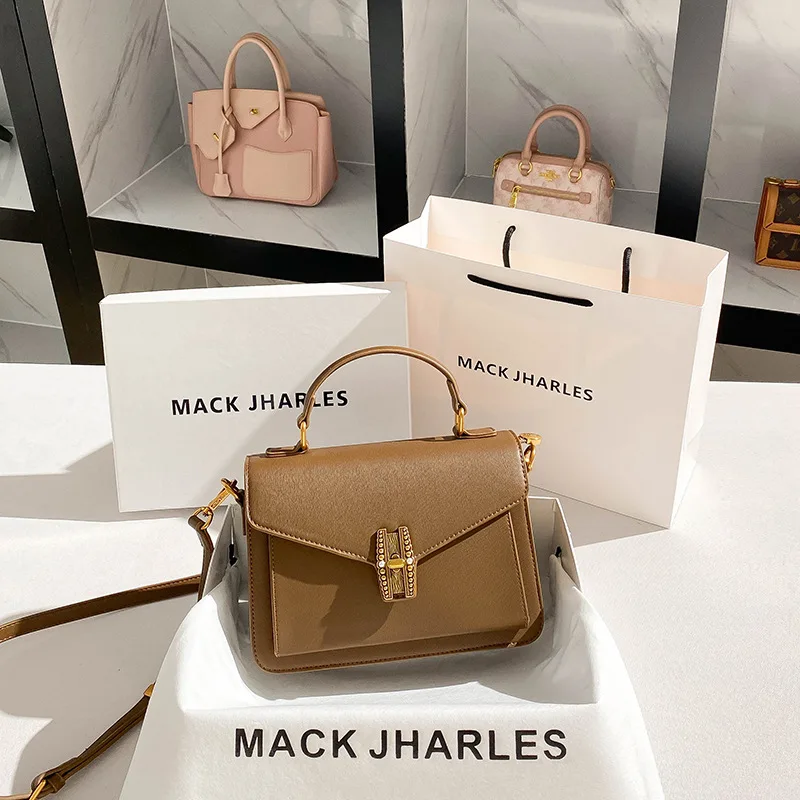 

Chic Textured Designer Diaper Bag For Women Elegant Leather Crossbody Bag Casual Retro Fashion Messenger Purse Large Capacity