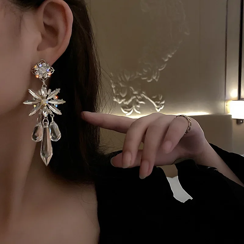 Fashion luxury elegant Zircon Earrings  jewelry
