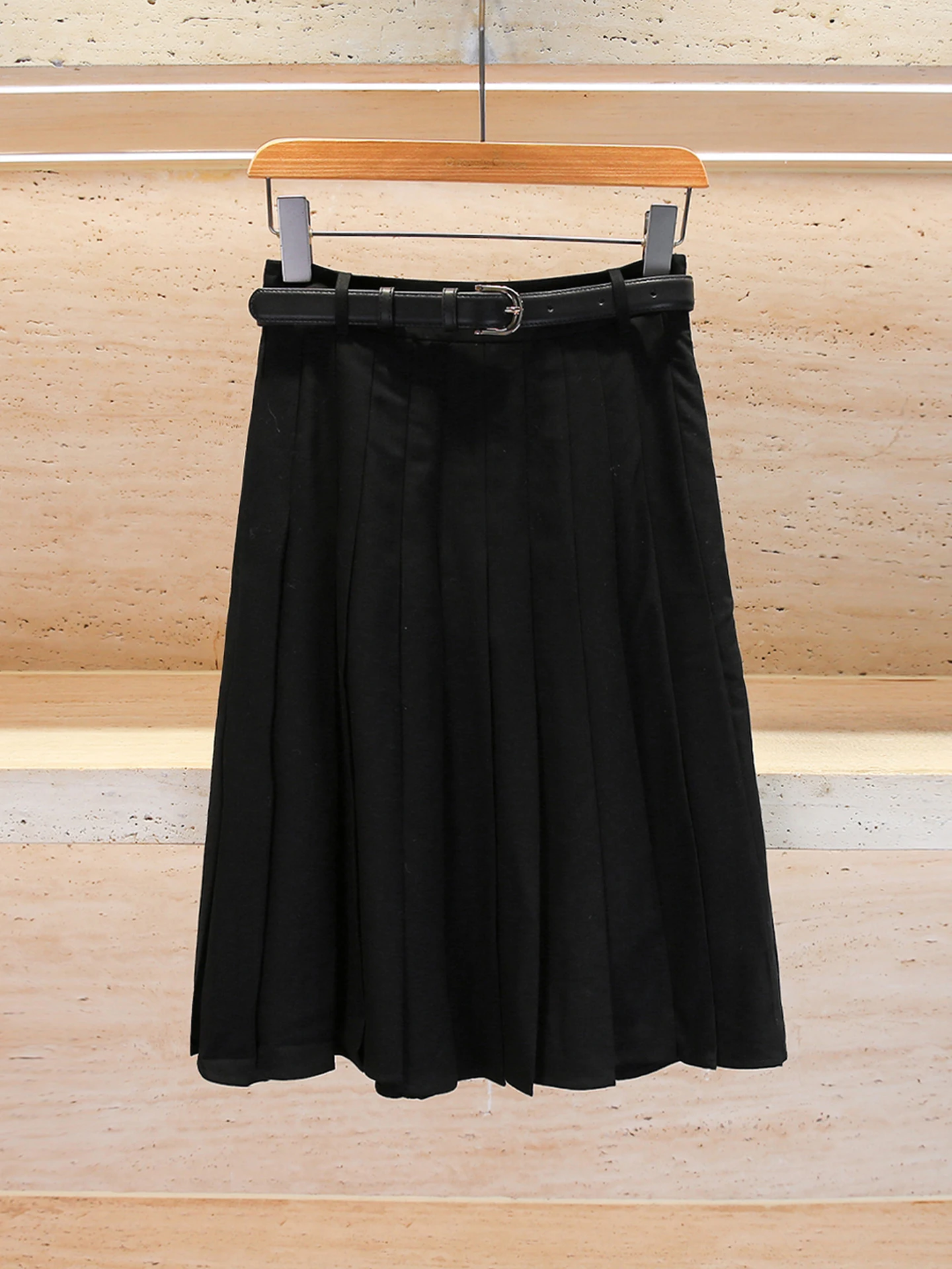 

Ele Midi Skirt Women's Autumn 2025 Hepburn Sle Pleated High Waist A-Line Skirt Commute Simple Design Chinese Manufacturer