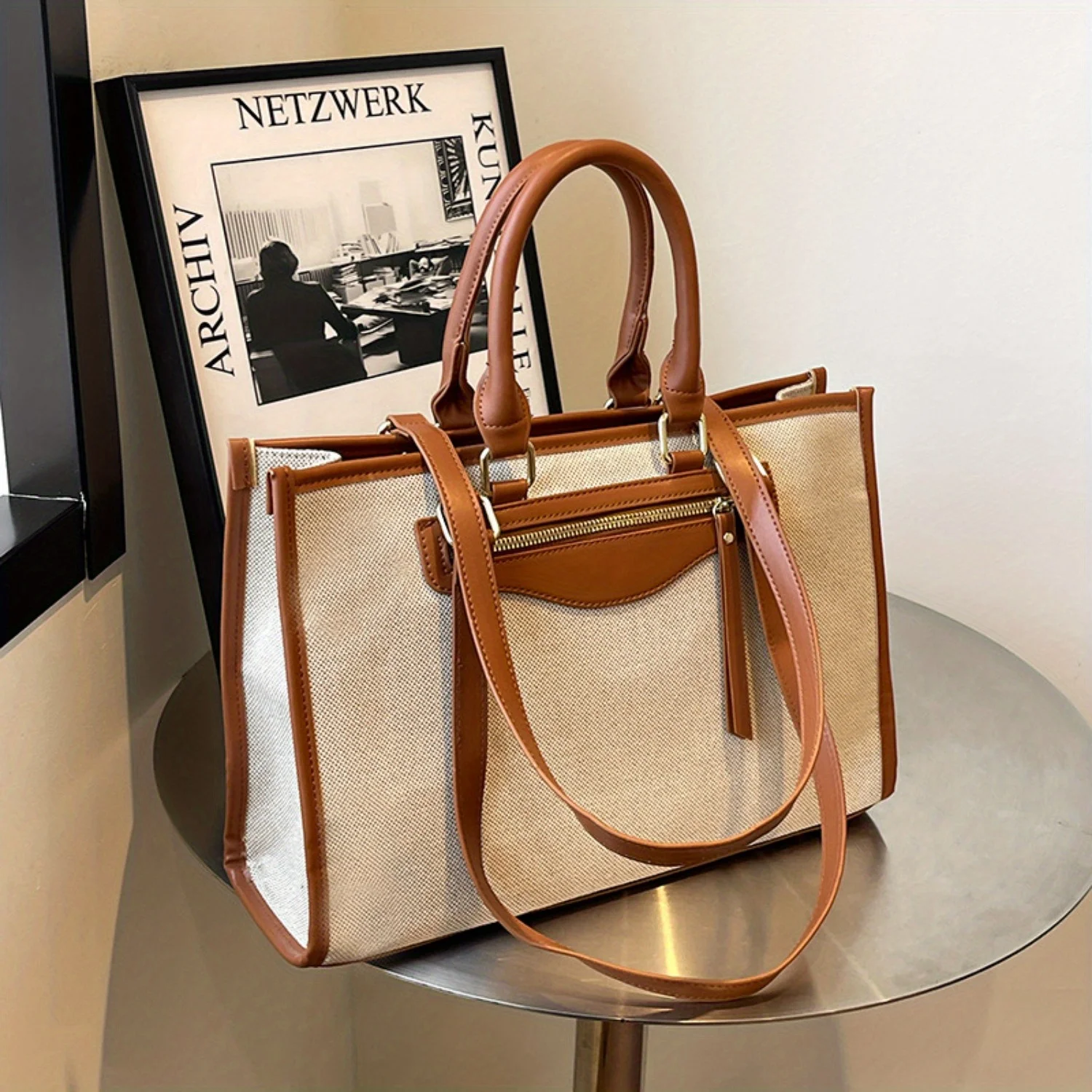 

large-capacity women's leisure canvas bag, simple single-shoulder commuter bag Tote bag, suitable for daily commuting