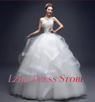 تخصيص مزاجه تول ألف خط كريستال المتدرج يزين فستان سهرة رائعة بلا أكمام حمالة فساتين المشاهير