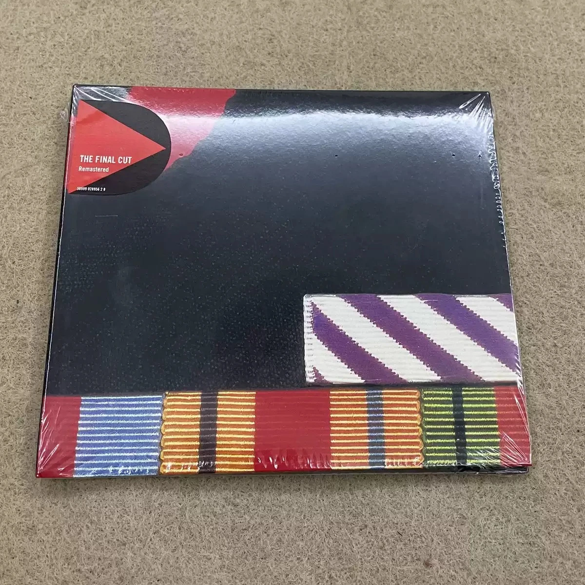 

Psychedelic Rock Remastered Album Music CD Medal Ribbon Themed Art Cover Premium Collectible Record for Music Enthusiasts
