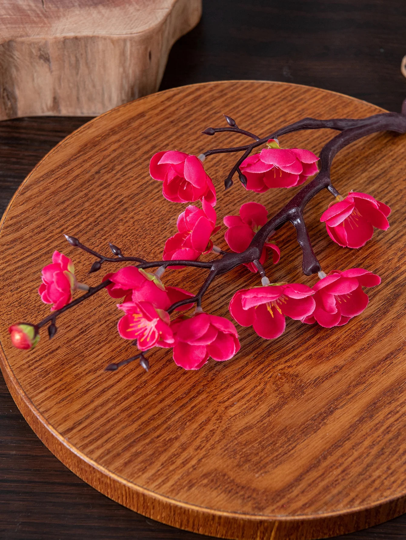 Künstliche Frühlingsblüten: Seiden-Pflaumen- und Pfirsichzweige – Heiß begehrtes Deko-Accessoire für Hochzeiten, Partys und festliche Kränze – Detail 9