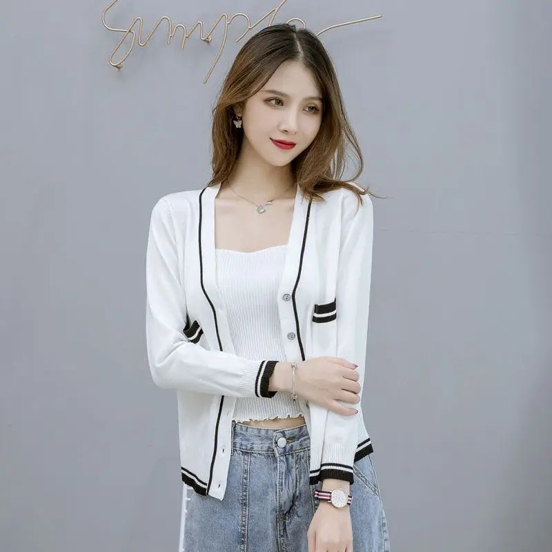 2024 Spring autumn new style of Slim-fit patchwork design pocket temperament women\'s knit cardigan sweater