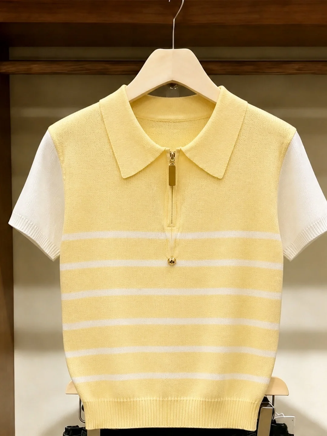 

Korean Design Stripe Knit Top Women's Fashionable Summer Sun Protection Collar Padded Two-Piece Look Straight Cut Short Sleeve