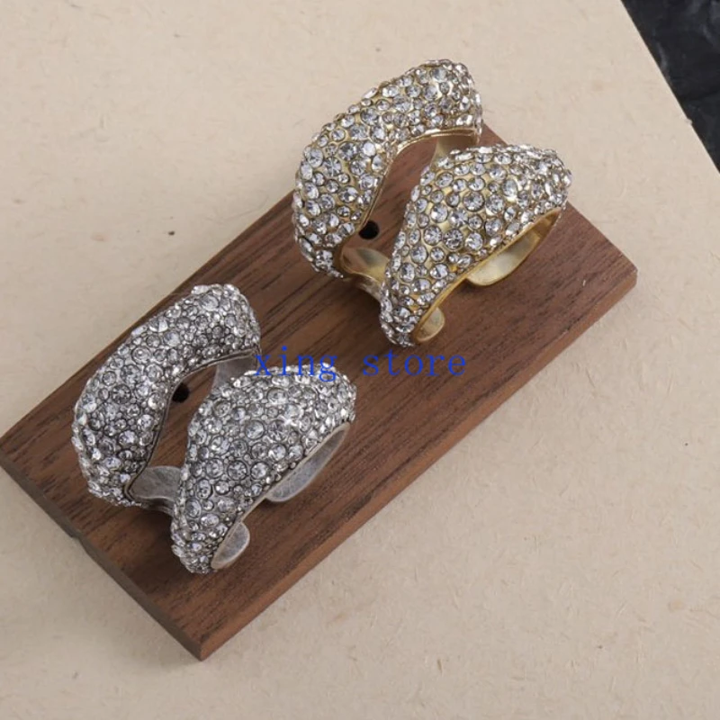 2024 New Fashion Round Cut Crystal Inlaid Geometric Women's Ring