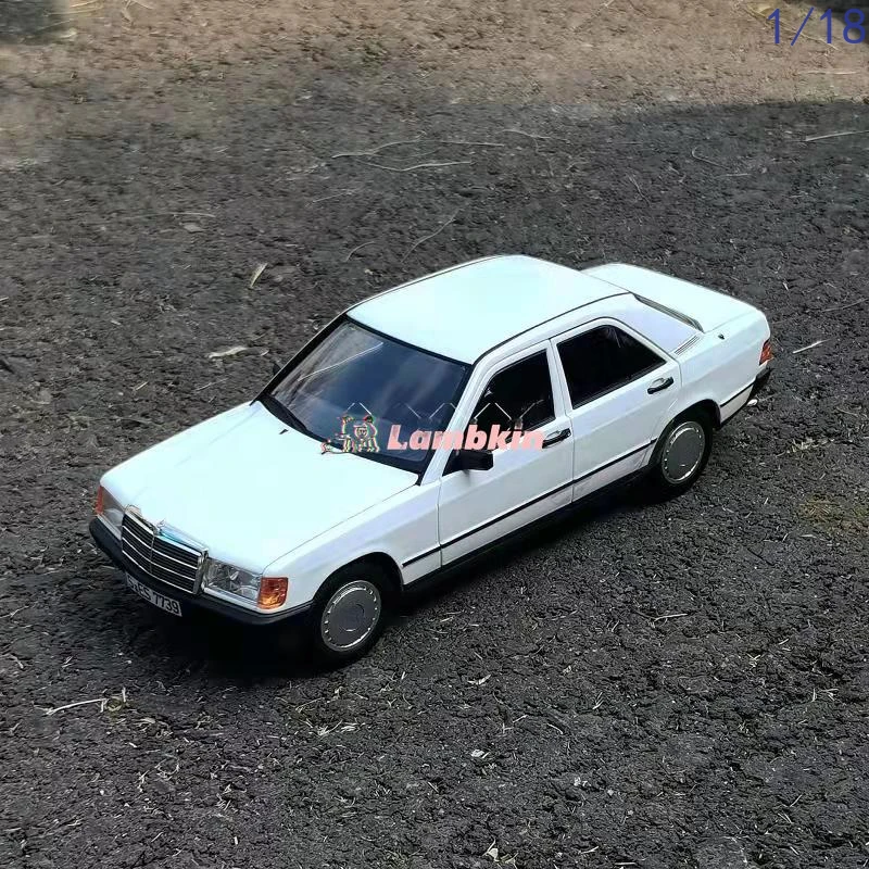 

NOREV 1:18 For Benz 190E openable simulation alloy openable new christmas gift home ornament