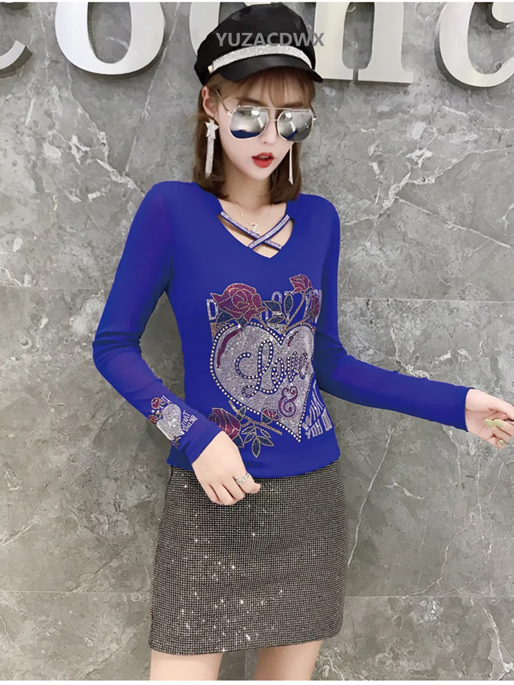 New Fashion Autumn European Clothes T-Shirt Women Chic Sexy Shiny Diamonds Tops Long Sleeve Bottoming Tees Blouse