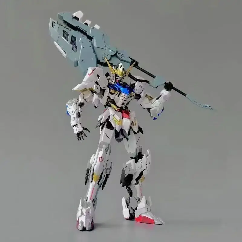 In Magazzino Mg 1/100 Daban 8818 Action Figure di Ferro Sangue Barbatos Hirm Mecha Modello di Montaggio Kit di Plastica Robot Collezione Giocattoli Regali