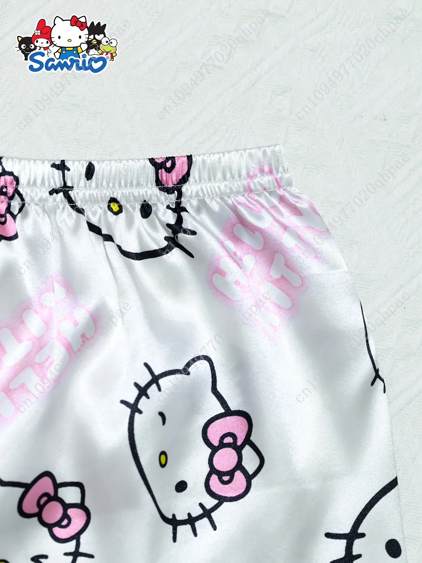 Sanrio HELLO KITTY Printed Pajamas Two Piece Set 1pc Top 1 Shorts Lapel Buttoned Cardigan Home Suit Soft Pj Set view 6