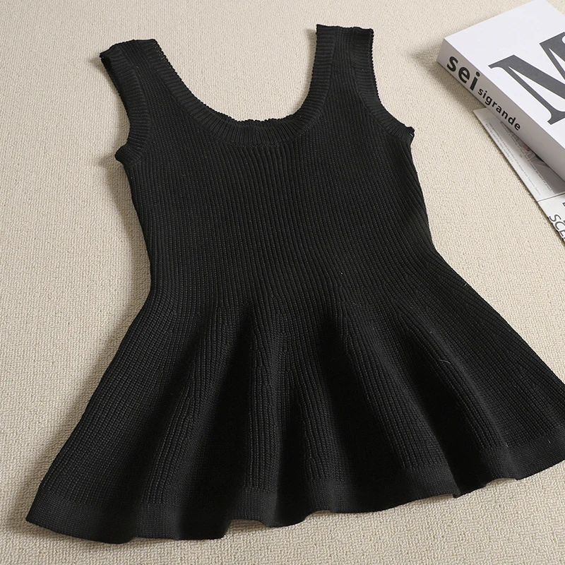 Однотонный вязаный жилет, женский облегающий короткий свитер без рукавов с круглым вырезом, лето 202, темпераментный пуловер с рюшами на талии Y2k