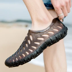 New summer women's beach shoes men's casual sandals water sports shoes hole shoes couple models for men and women 35-45#