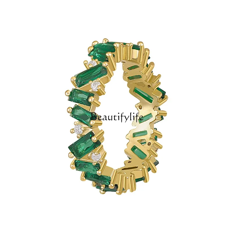 

Emerald Ring Light Luxury High-End Fashion Personality Retro Gem