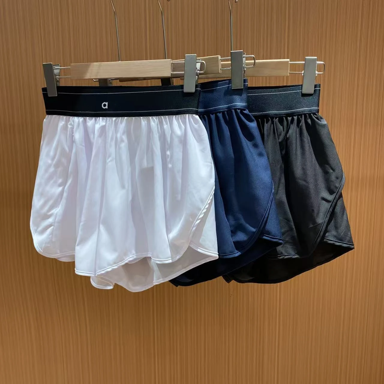 

Running Fitness Shorts for Women Summer New Elastic Waist Workout Shorts Thin Breathable Quick Drying Fitness Solid Yoga Shorts