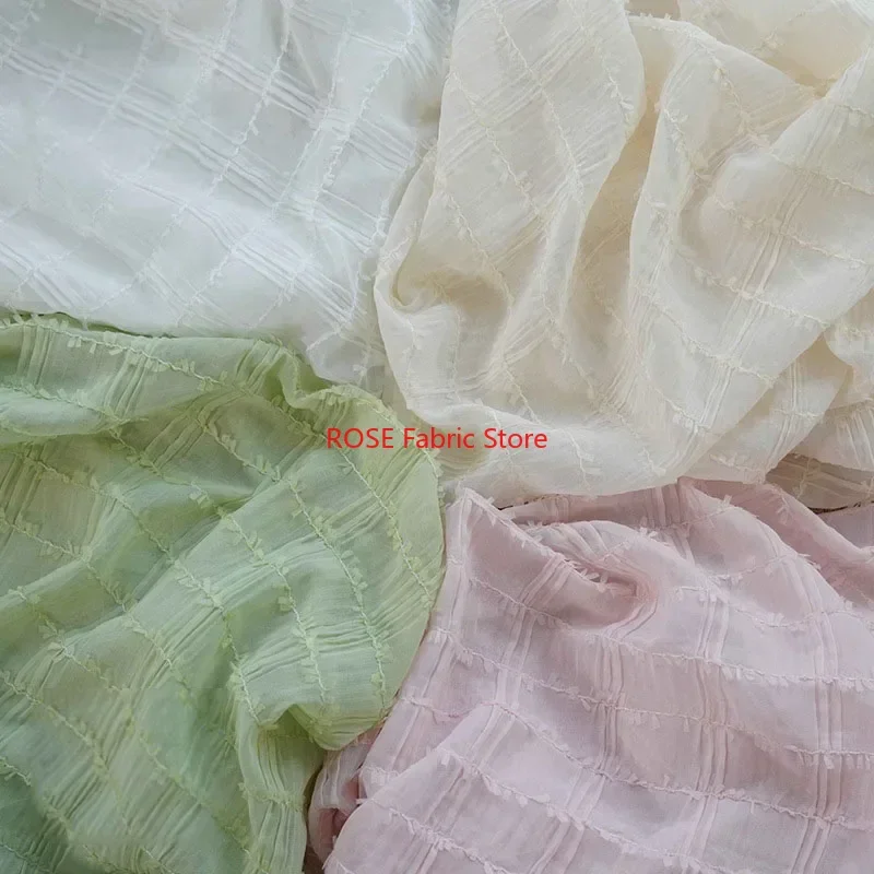 

Клетчатый узор в горошек Жаккардовая шифоновая ткань Мягкий плиссированный тюль для свадебного платья, праздничного платья, топа, дизайнерских тканей