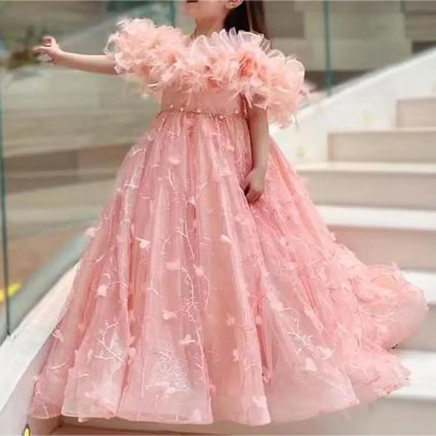 

Customized Luxury Flower Girl Dress Pink Bead Pearl Dubai Kids Princess First Communion Birthday Wedding Party Ball Evening Gown