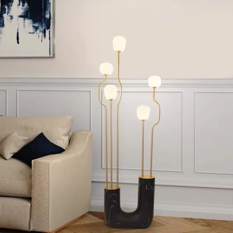 Modern Lamp Luxury Creative Personality Metal Bedroom Study Living Room Floor Lamp