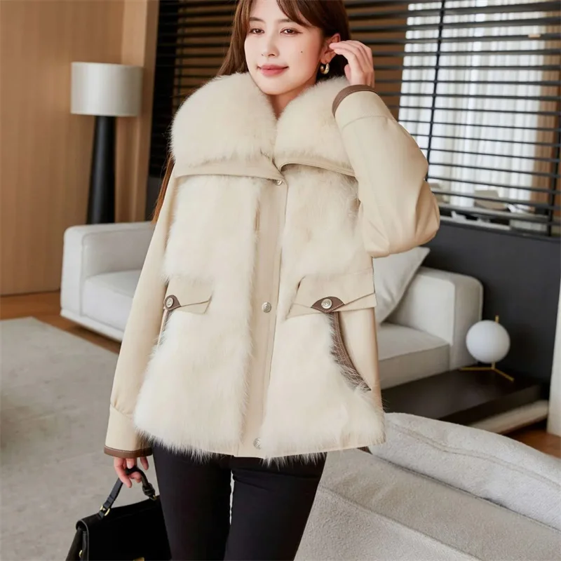 2025Autumn/Winter New Fur Outcoat Women Off White Temperament Flip Collar Fur Coat Fashion Add Thickened Fur One Piece Girl Top