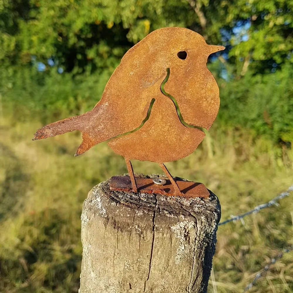 1pc natural rusty and corroded outdoor decorative bird crafts for garden,  rusty metal robin outdoor decoration, fence, yard,