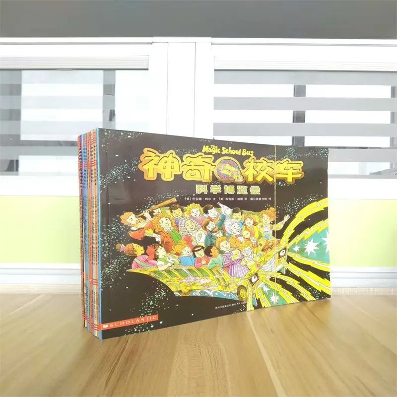 The Phonetic Edition of The Magic School Bus, Volume 12, a set of 12 children's science education picture books