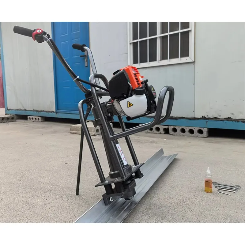 High Efficiency Powered Handheld Concrete Vibrating Screed Low Price Sale Core Components Including Engine and Motor