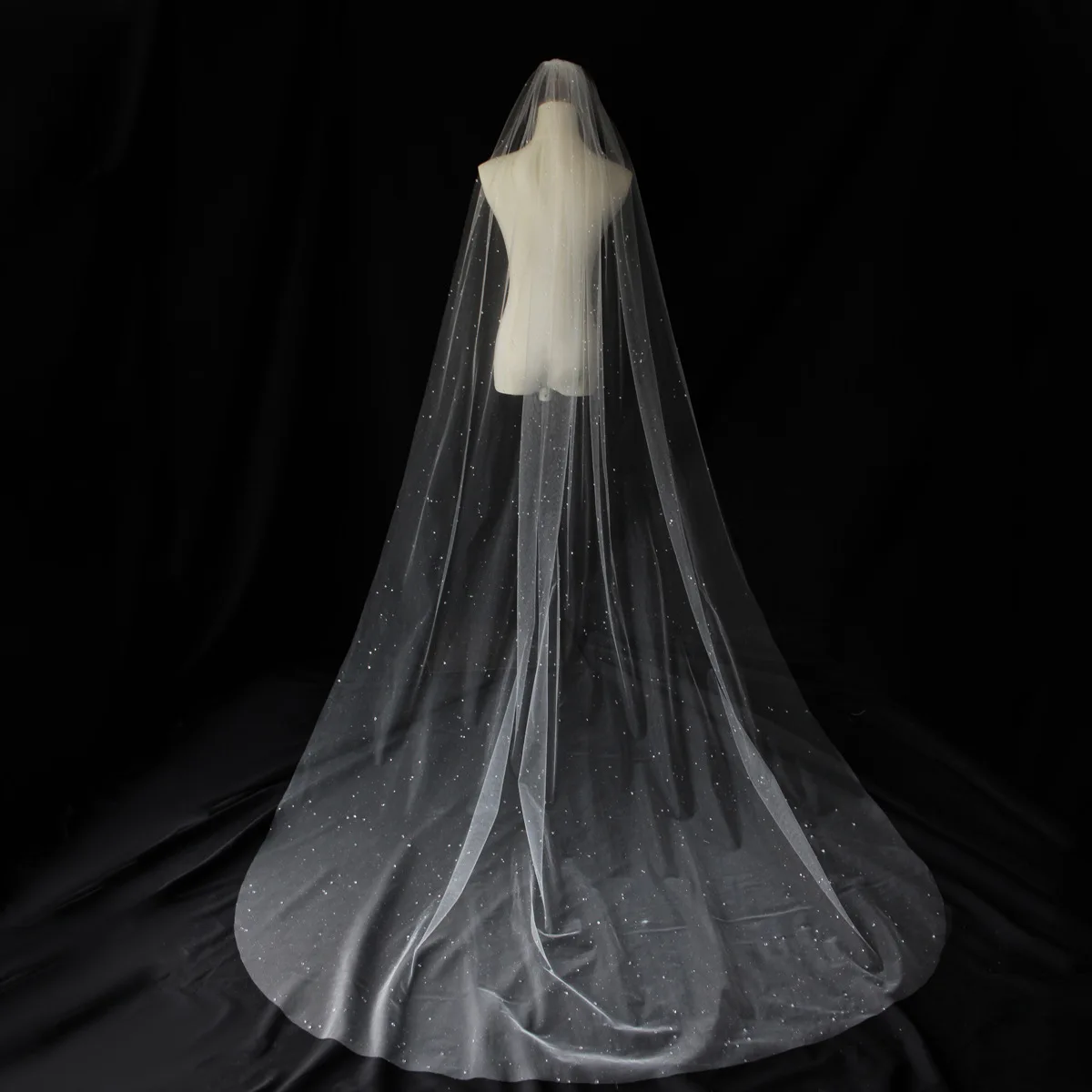 

V502 Single-Layer Starry Sky Bright Water Drop High-Transparency Bridal Veil, Long Trailing Style for Church and Travel Photography