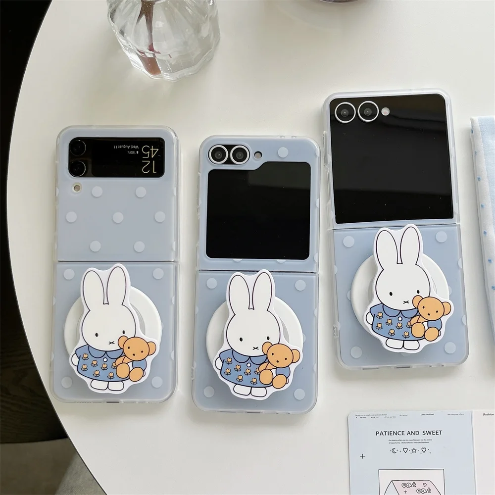 Etui Magnetyczne w Kropki do Samsung Galaxy Z Flip7 6 5 4 3 Flip5 Flip6 7 FE z Magsafe i Podstawką w Kształcie Królika Miffy — zdjęcie produktu 3