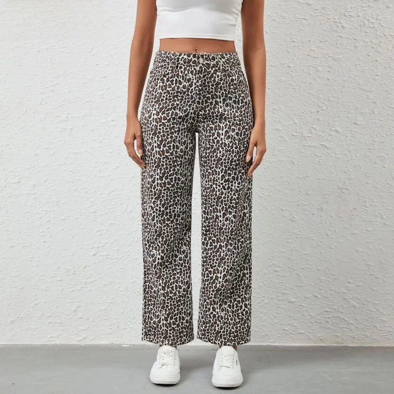 

Benuynffy Leopard Print Baggy Straight Leg Jeans Women's Casual Trousers Cleanfit Style PVC Material for Middle-Aged Women