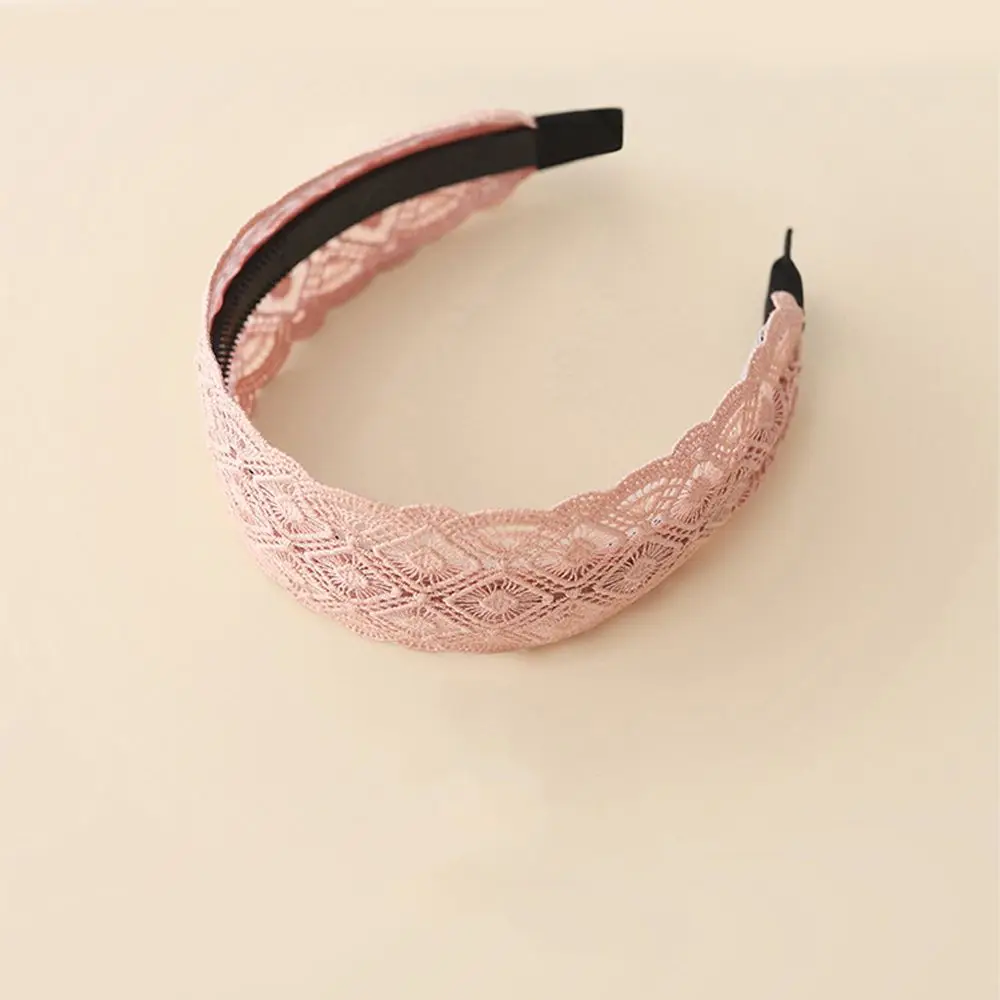 Vintage Elegant Wide Side Hollow Non Slip Wash Face Women Hair Hoop Lace Hairbands Korean Head Wrap Mother Headband