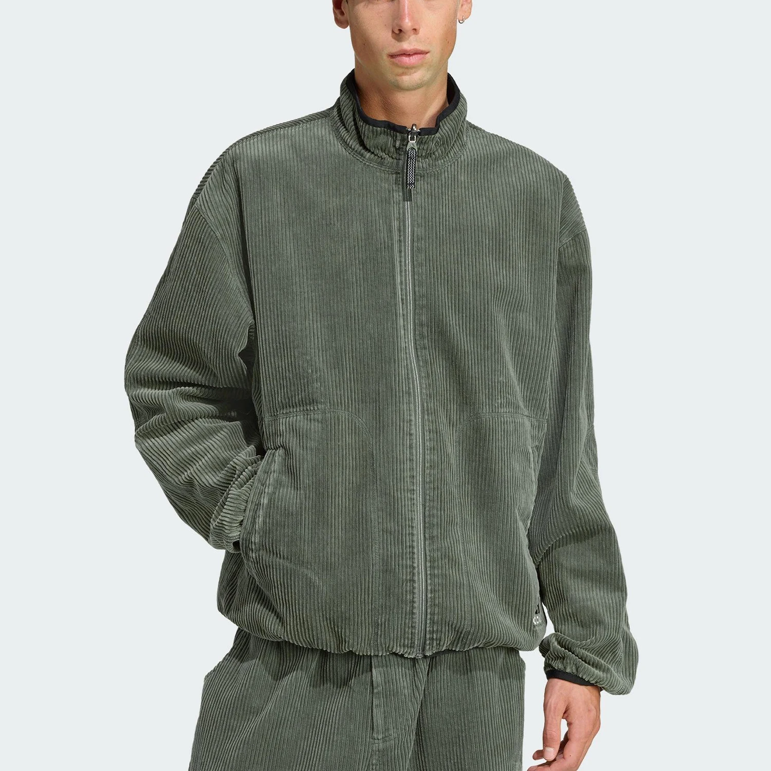 

Оригинальная мужская двусторонняя вельветовая спортивная куртка Adidas для весны и осени JV7660