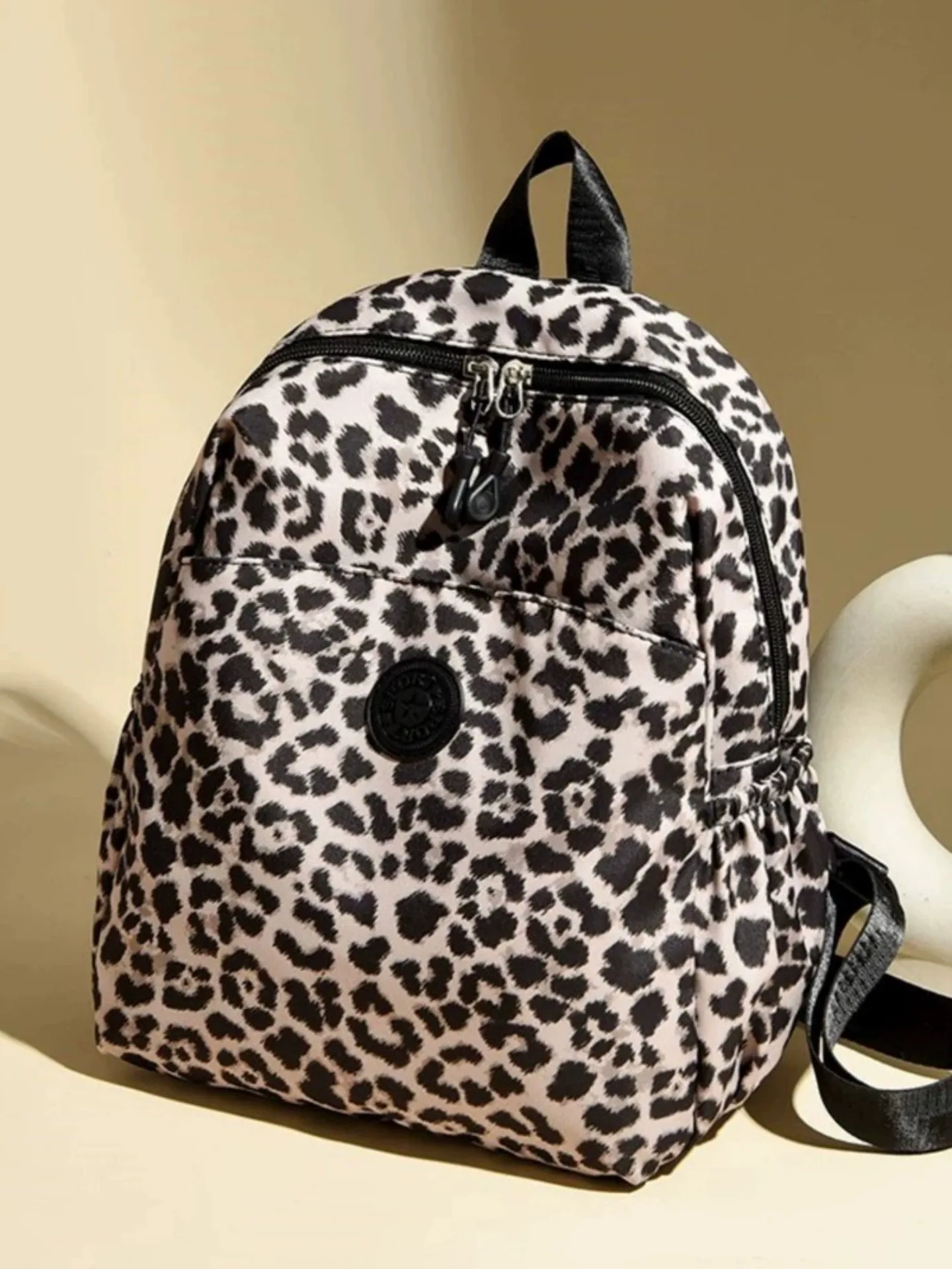 mochila-de-viaje-a-la-moda-para-mujer-mochila-pequena-informal-y-versatil-de-gran-capacidad-estilo-de-viajero-cierre-con-c