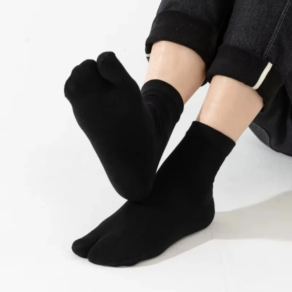 Japanese Style Solid Color Tabi Toe Socks Thin Cotton Split Toe Sock Odor-Resistant Sweat-Absorbent Mid-Calf Socks Girls