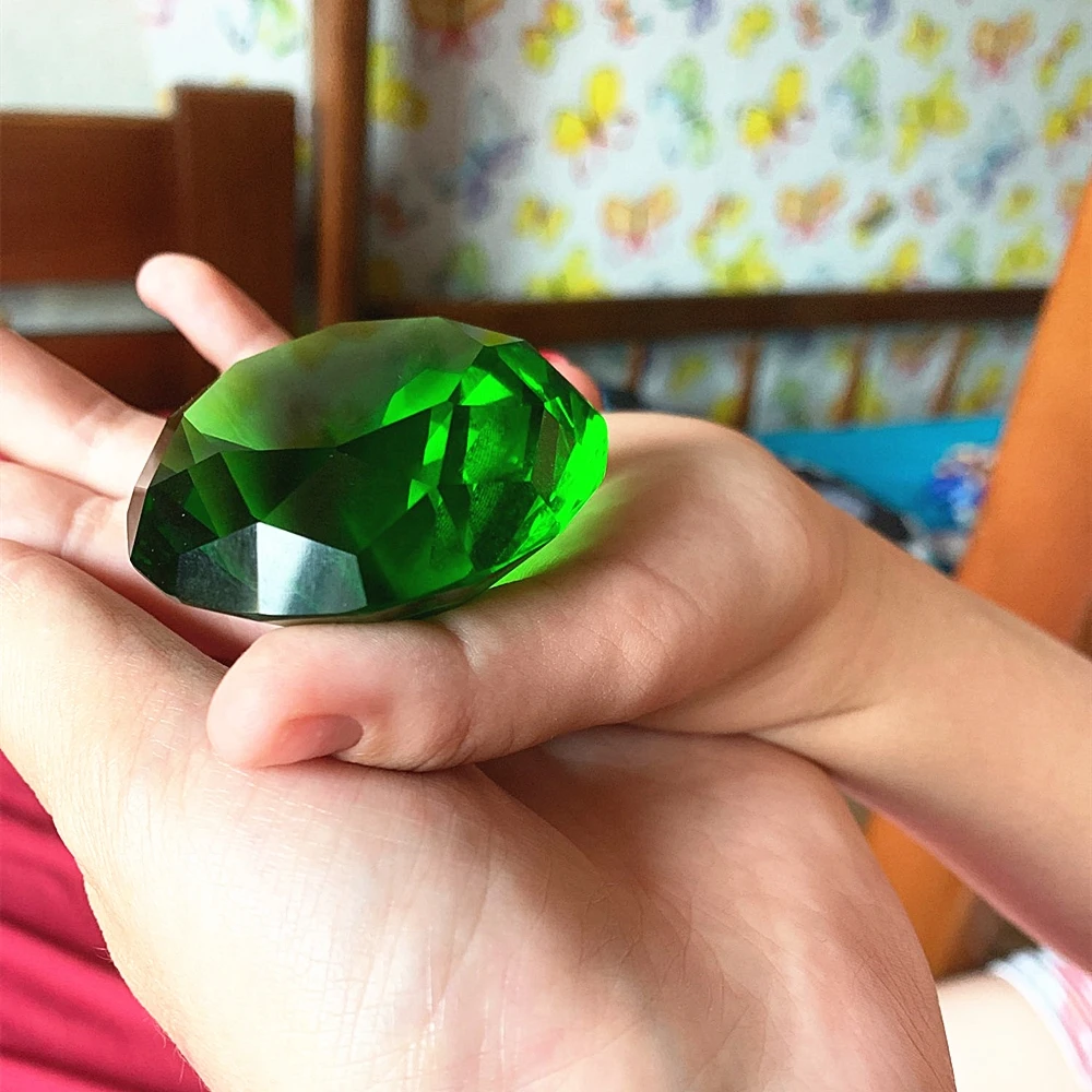 30mm-150mm Zielone szkło kryształowe Diamentowe ozdoby FengShui Domowa dekoracyjna kula na ślub Miniatury Akcesoria Prezenty