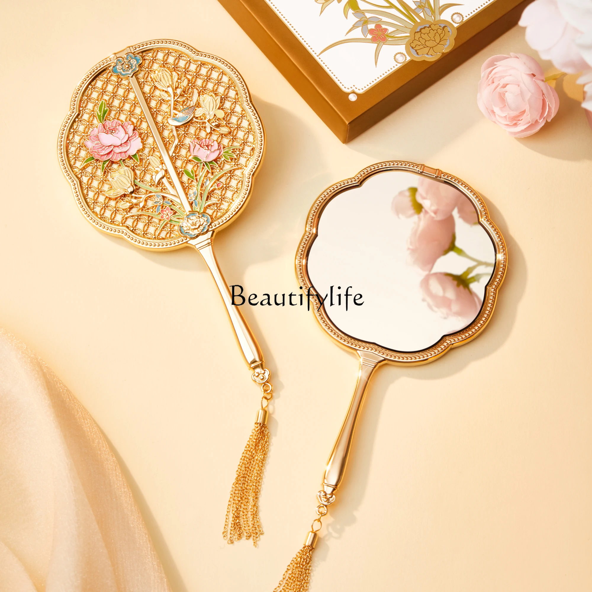 

Hexi Forbidden City Yutang Rich Handle Mirror Portable Portable Portable Exquisite Antique Mirror