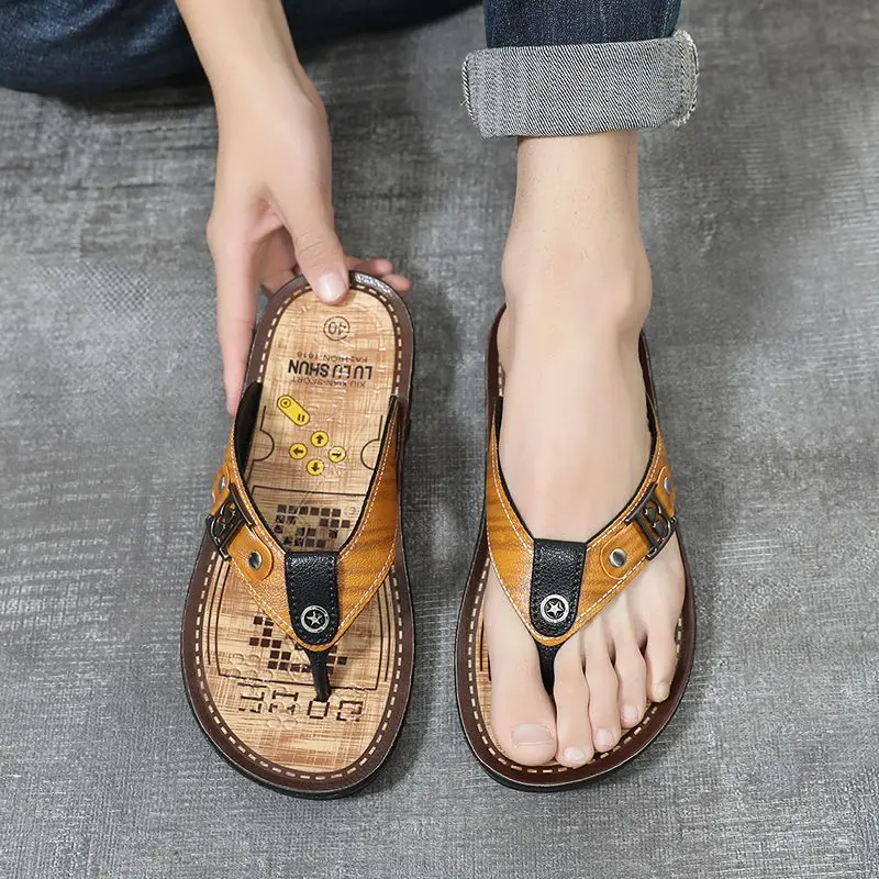 

2025 Men's Indoor & Outdoor Slippers Home & Leisure Sandals Handcrafted Leather Slippers Flip-Flops Men's Sandals