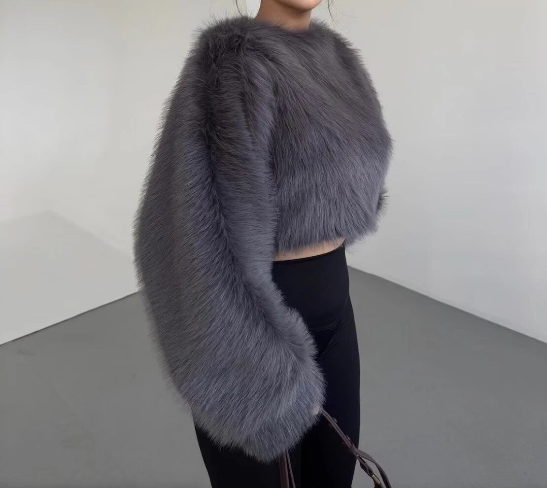 

2025 Winter New Product - Artificial Fur Effect Short Sleeve Pullover Eco-Friendly Fur Coat