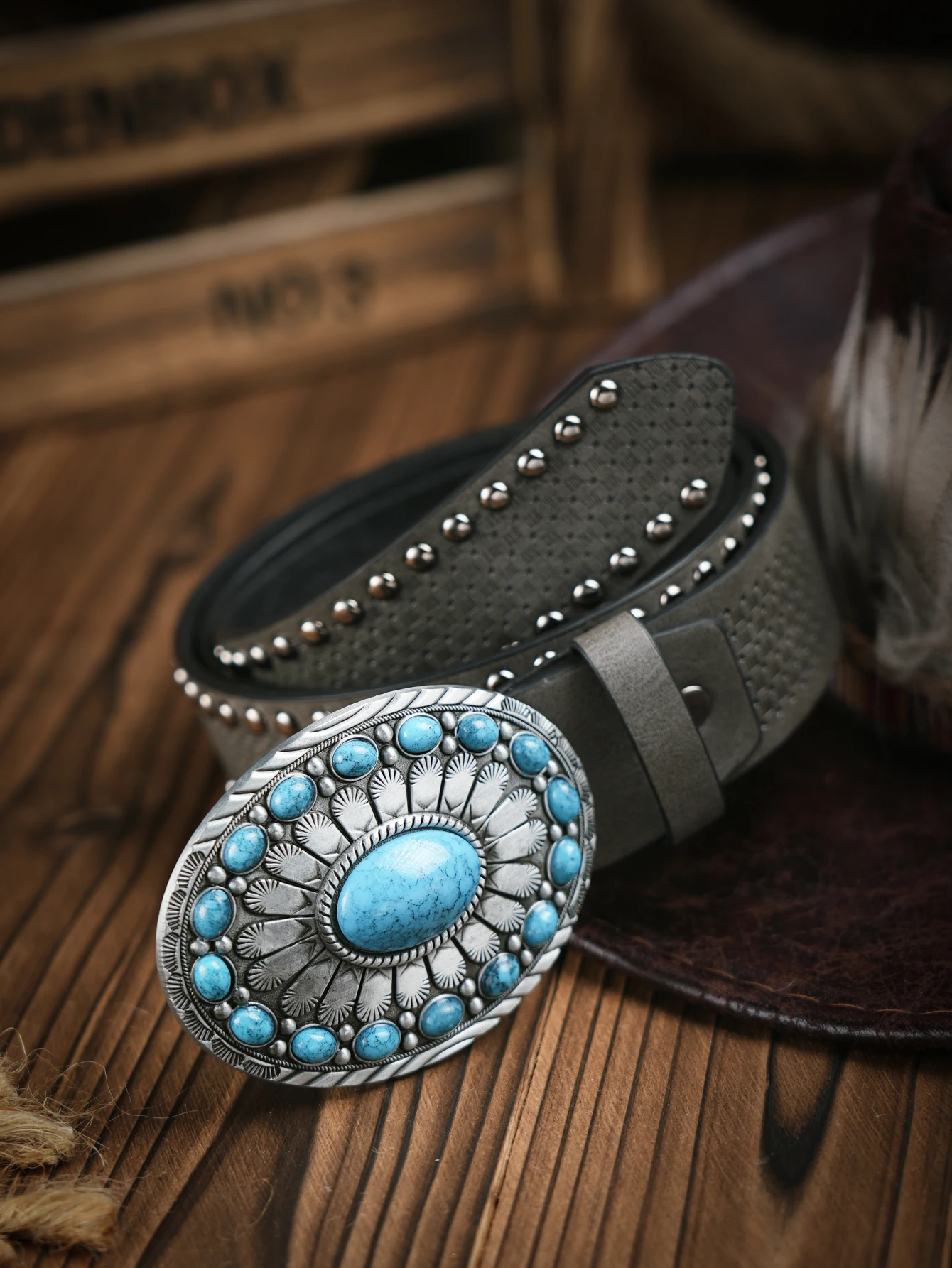 Ein lässiger Retro-Gürtel im Western-Stil für Herren und Damen! PU-Ledergürtel mit Metallschnalle, geeignet für den täglichen Arbeitsgebrauch – Detail 8