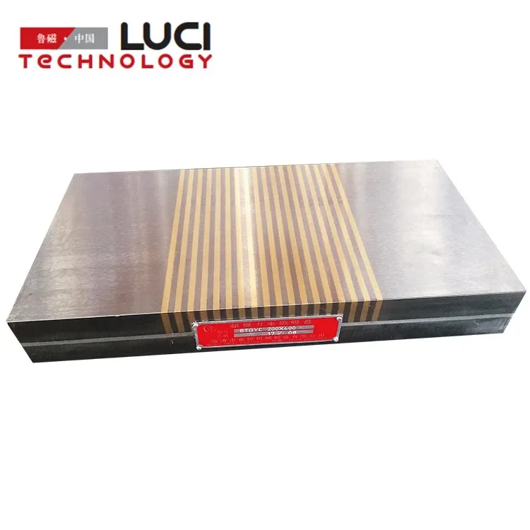 Powerful fine pole permanent magnet table chuck