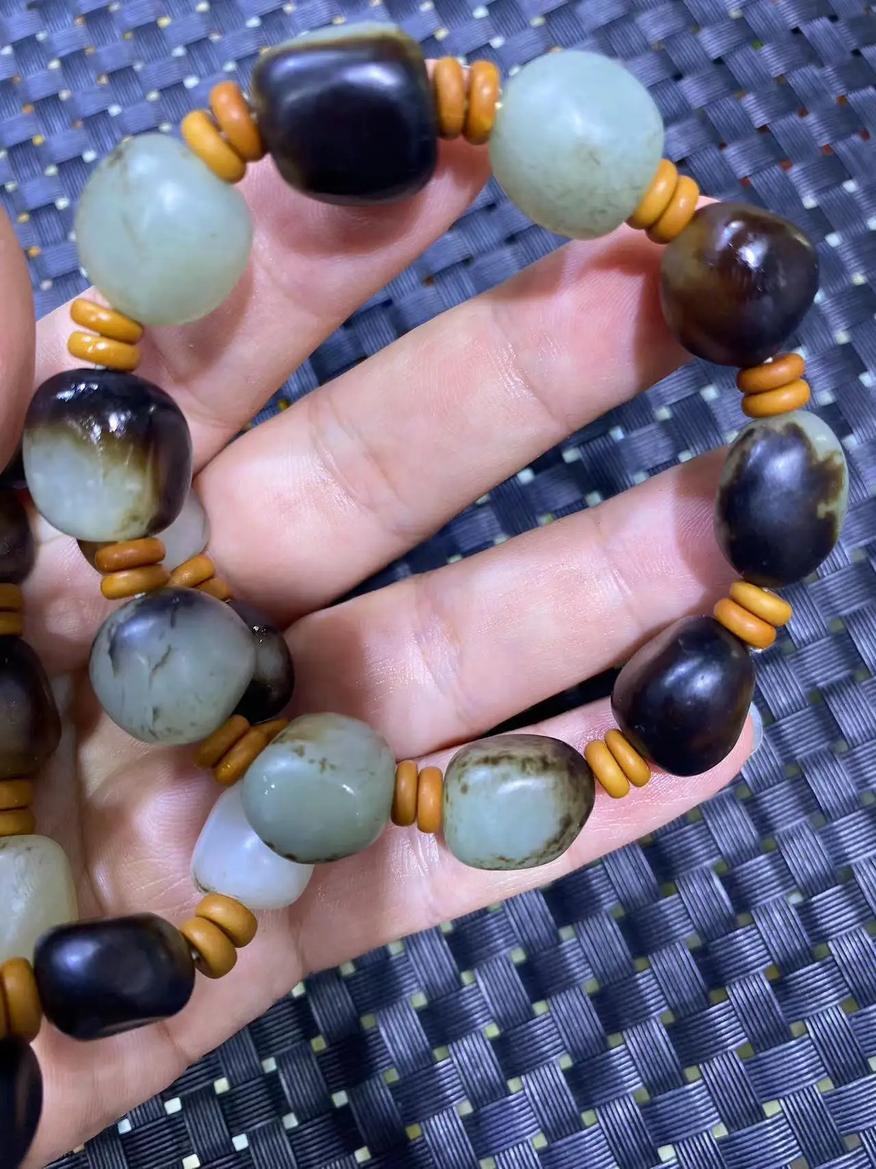

Natural Hotan Jade Bracelet Real jade With certificate bracelet necklace DIY Handmade men and women style Exquisite Jewelry Gif