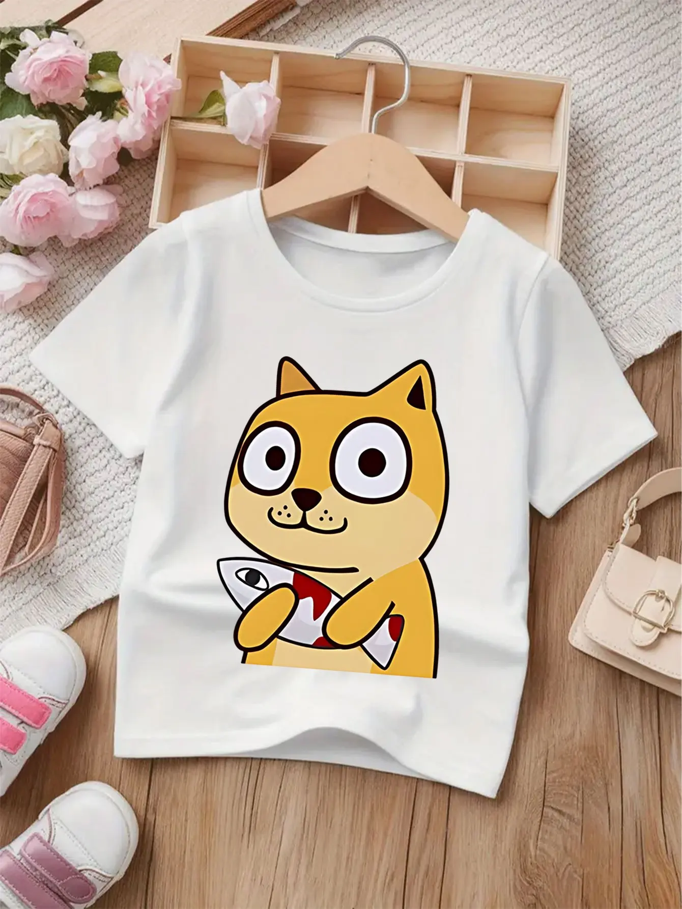 Cute Yellow Cat Holding Fish Lovely Cartoon Animal Graphic Print T Shirt Family Matching Boys Girls Kids Casual Short Sleeve Top