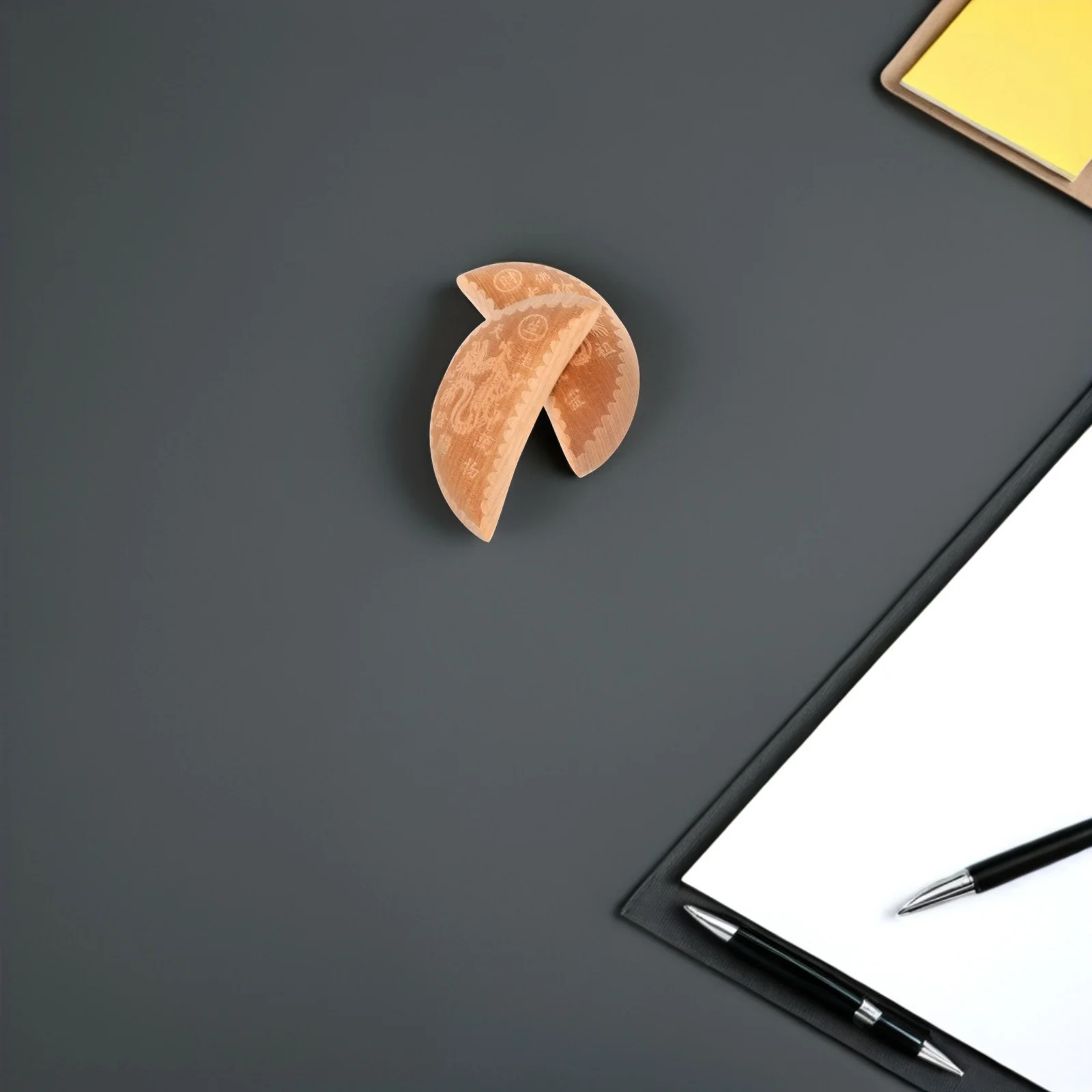 

Divination Grail Cup Set Chinese Ritual Tool Wood Fortune Rods Ornament Vintage Home Decor Spiritual Collection