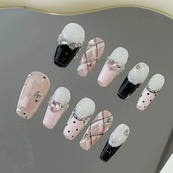 

10pcs Black Pink Edge French Press on Nails Wearable Pink Med-length Ballet False Nail Love Diamond Design Full Cover Nail Art