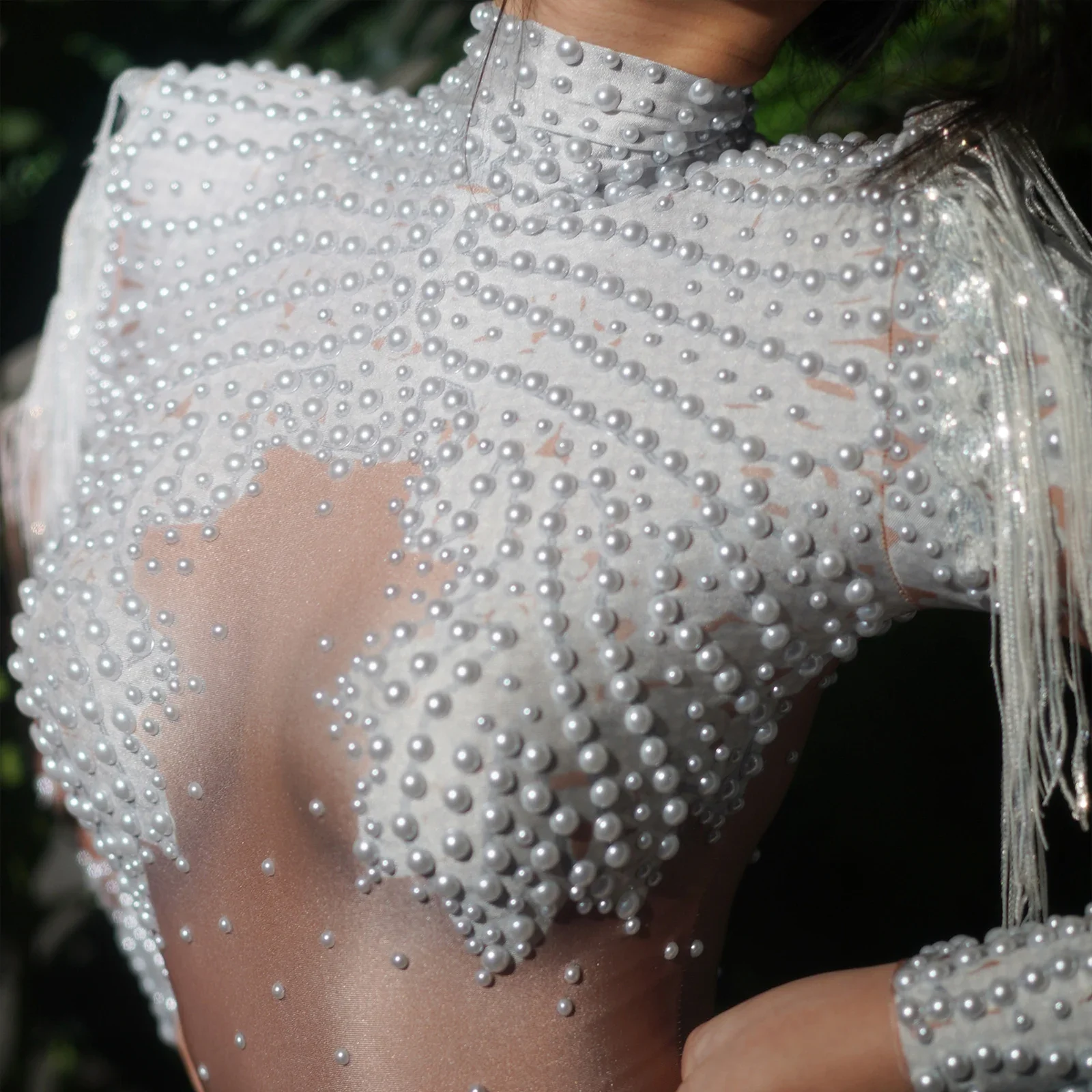 

Боди с белым жемчугом, красным золотом и стразами, костюм для латинской певицы на шесте, танцевальный сценический костюм, наряд для шоу Drag Queen